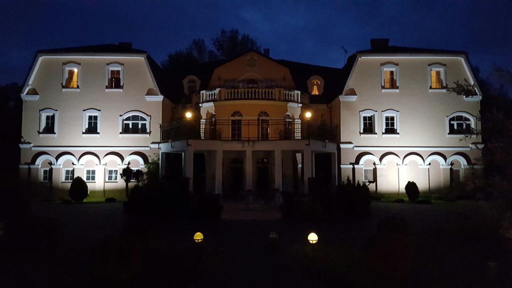 Hotel Regius Opole Dış mekan fotoğraf